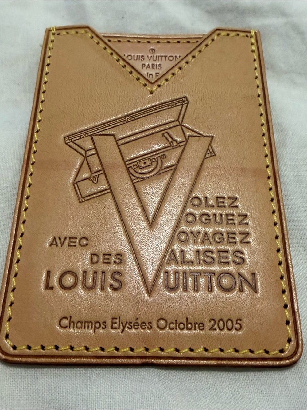 Louis Vuitton Beige Tan Embossed Leather Card - Picture 3 of 7